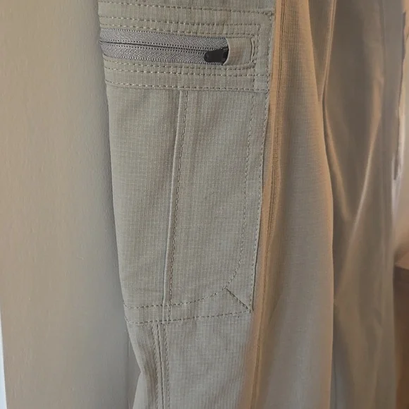 KÜHL Gray Cargo Pants - Picture 8 of 14
